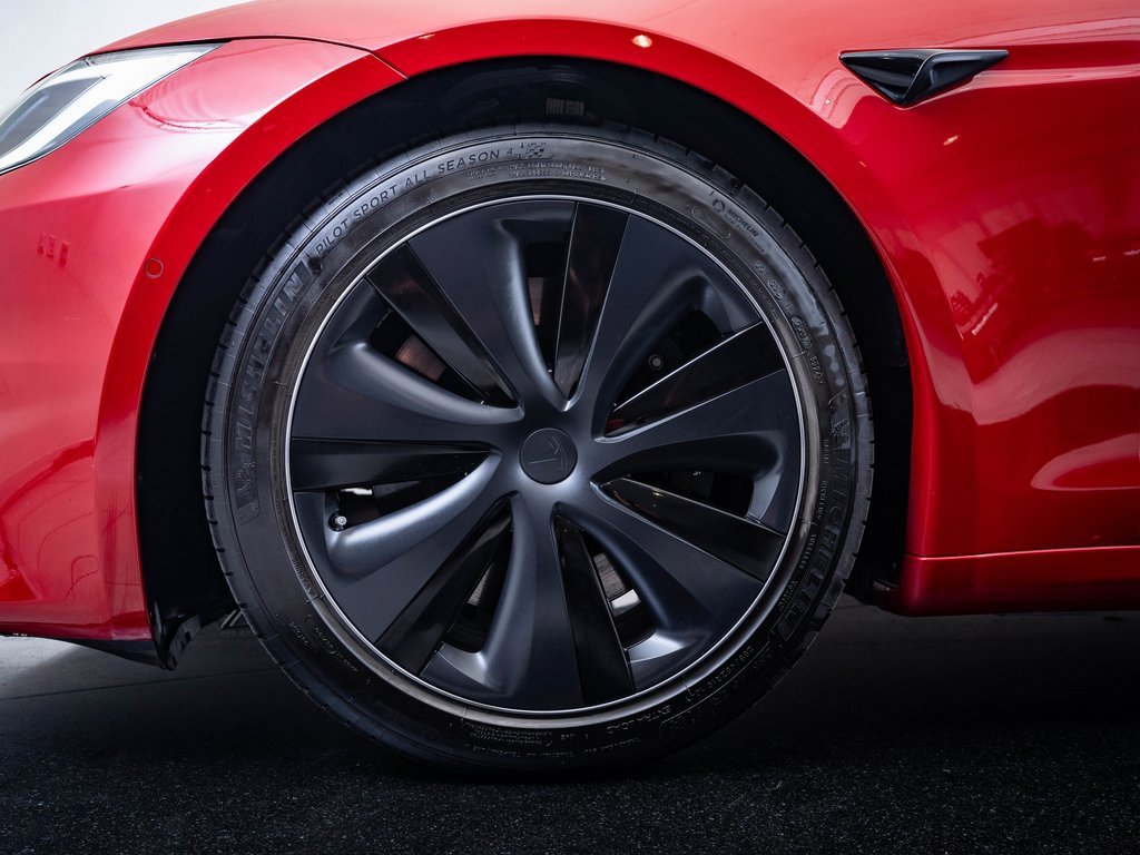 2023 Tesla Model S Standard Range photo 13