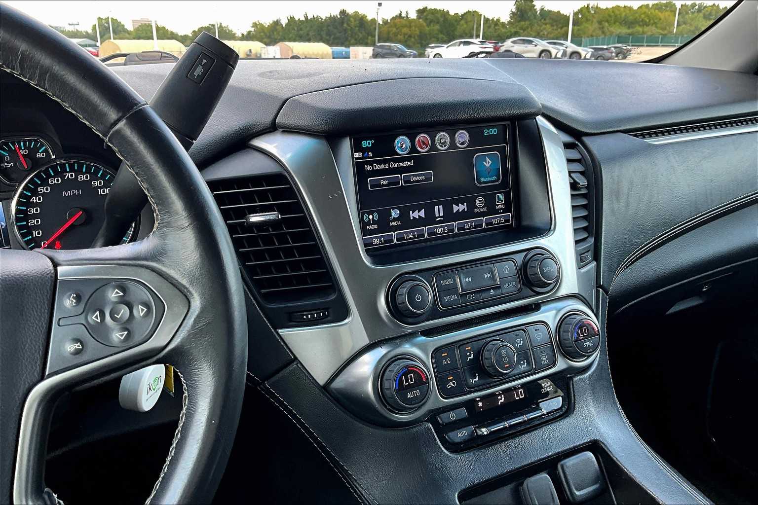 2018 Chevrolet Suburban LS photo 6