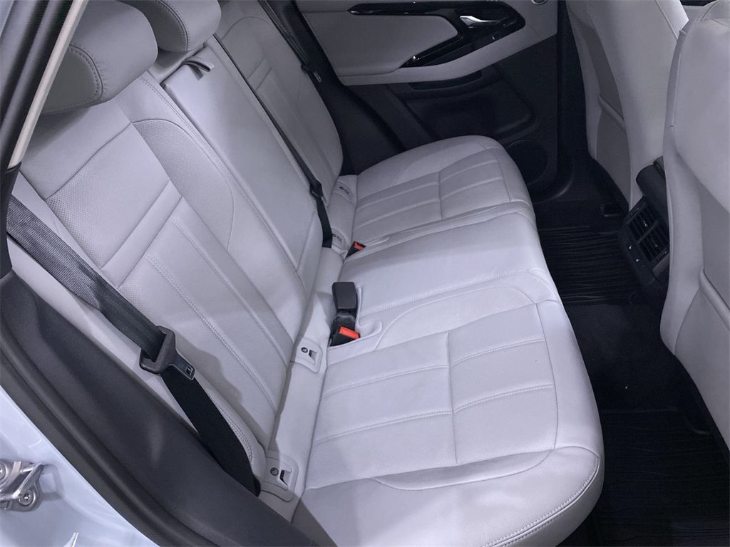 2025 Land Rover Range Rover S photo 26
