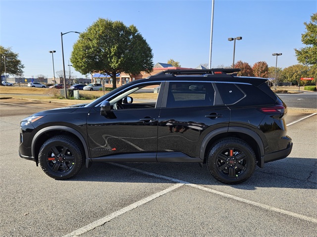 2026 Nissan Rogue SV photo 3