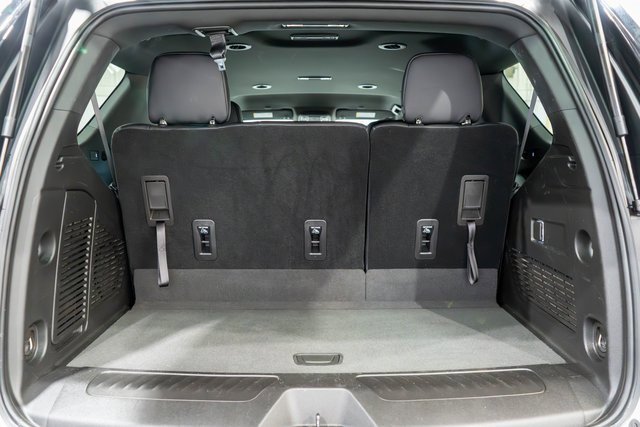 2024 Gmc Yukon SLE photo 10
