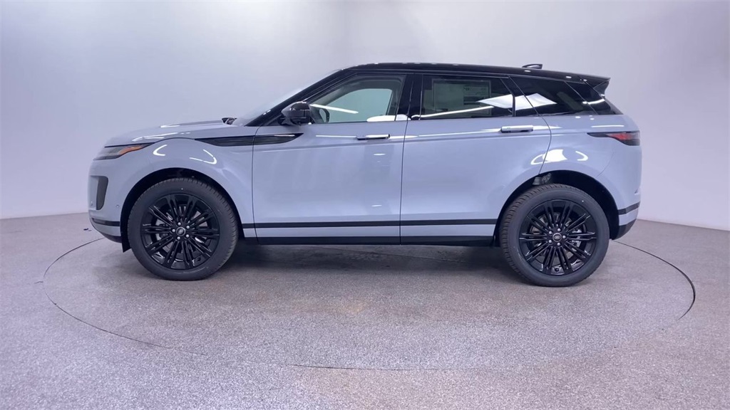 2025 Land Rover Range Rover S photo 5