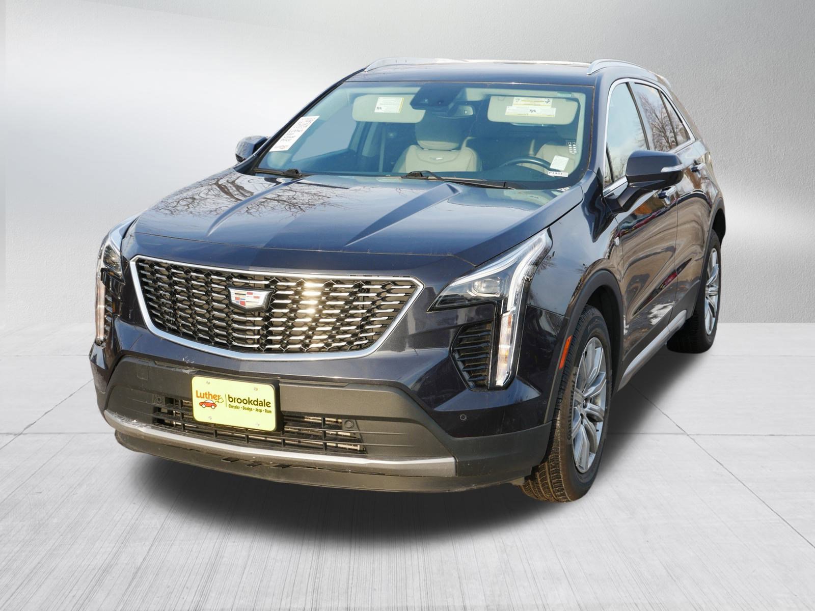 Used 2023 Cadillac XT4 Premium Luxury with VIN 1GYFZDR47PF174873 for sale in Brooklyn Park, Minnesota