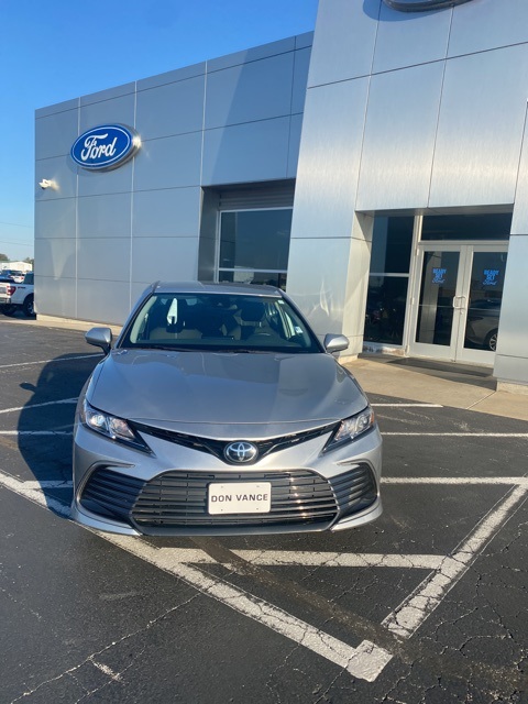 2024 Toyota Camry LE photo 2