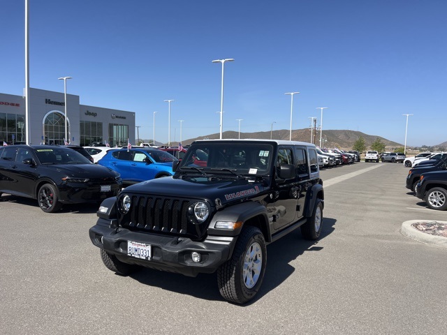 2021 Jeep Wrangler Unlimited Islander photo 3