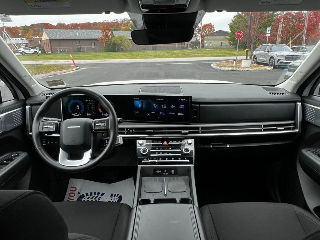 2025 Hyundai Santa Fe SE photo 4
