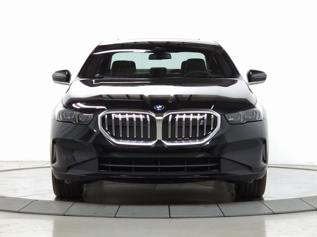Used 2024 BMW i5 Base with VIN WBY33FK09RCR11426 for sale in Schaumburg, IL