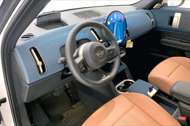 2025 Mini Countryman S ALL4 Iconic photo 4