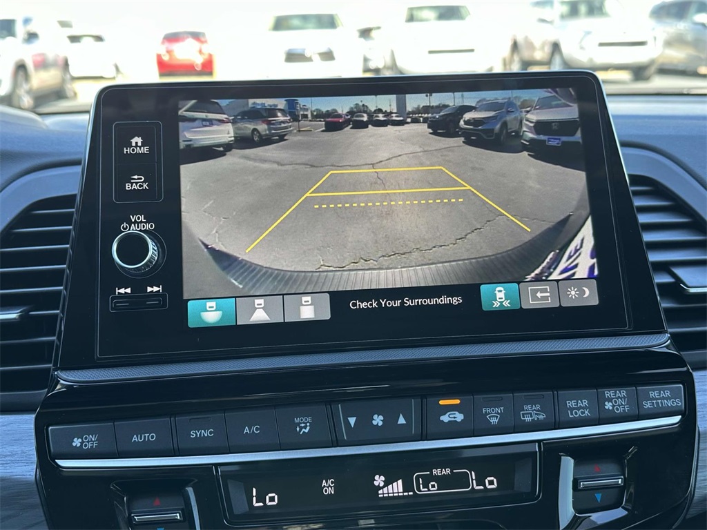 2025 Honda Odyssey Elite photo 25