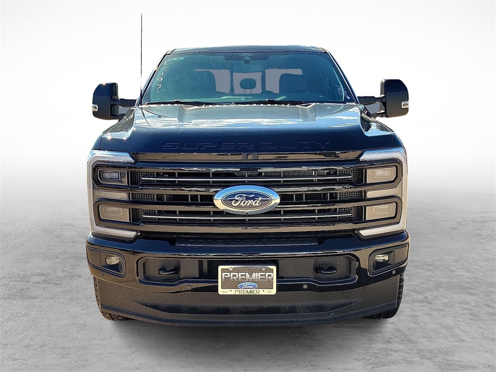 2025 Ford F-250 photo 3
