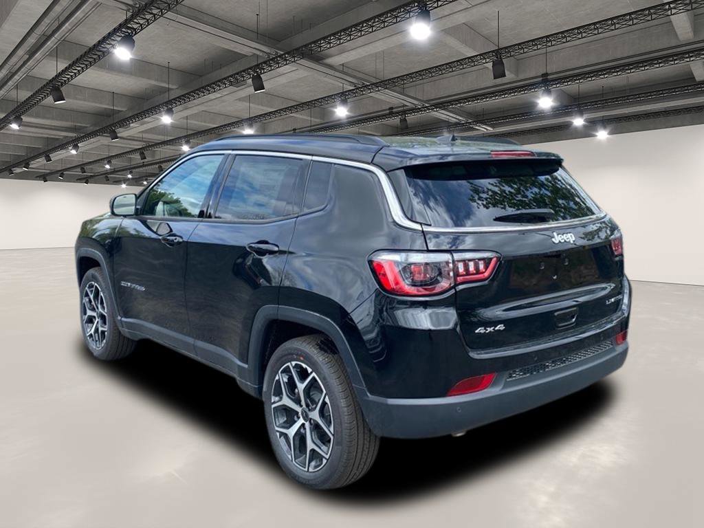 2025 Jeep Compass Limited photo 2