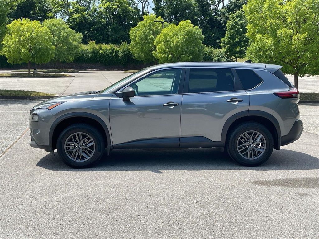 2022 Nissan Rogue S photo 3