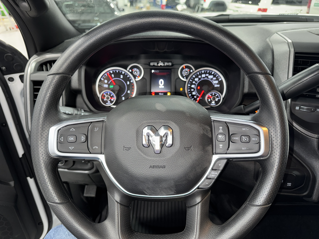 2025 Ram 2500 Tradesman photo 31