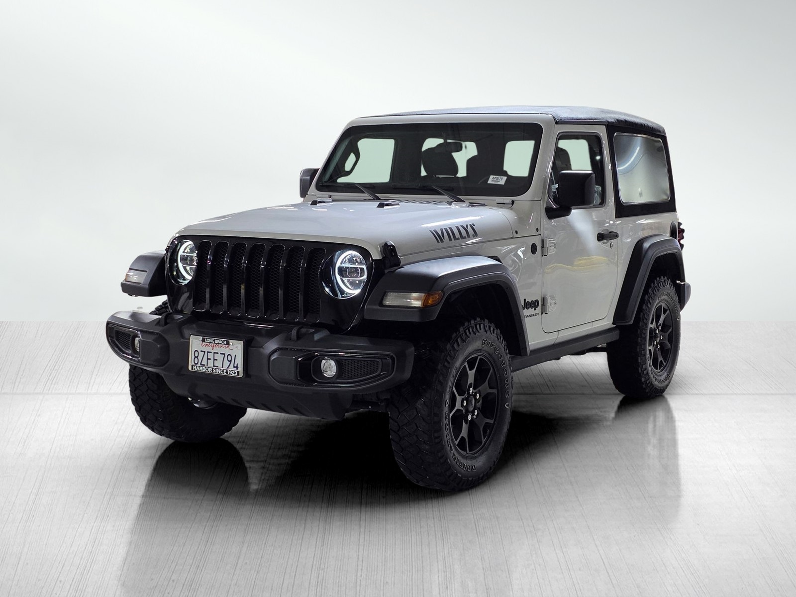 2021 Jeep Wrangler Willys photo 3