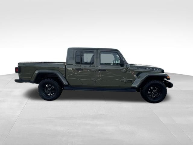 2025 Jeep Gladiator Sport photo 7