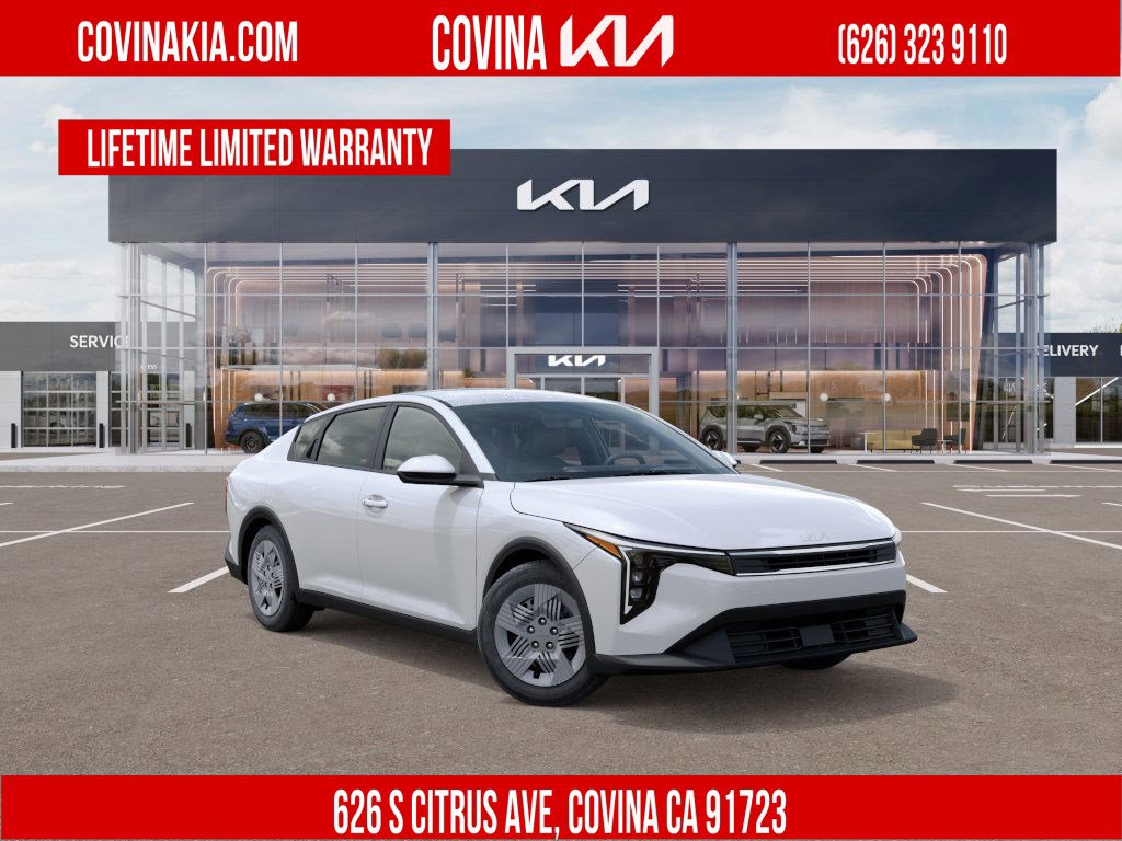 2025 Kia K4 LX's photo
