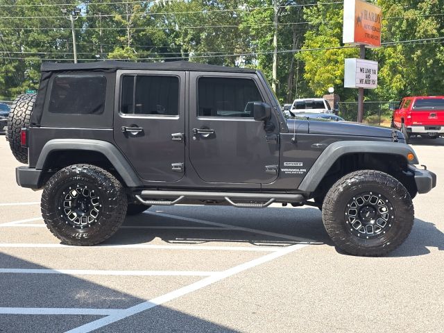 2017 Jeep Wrangler Unlimited Sport photo 6