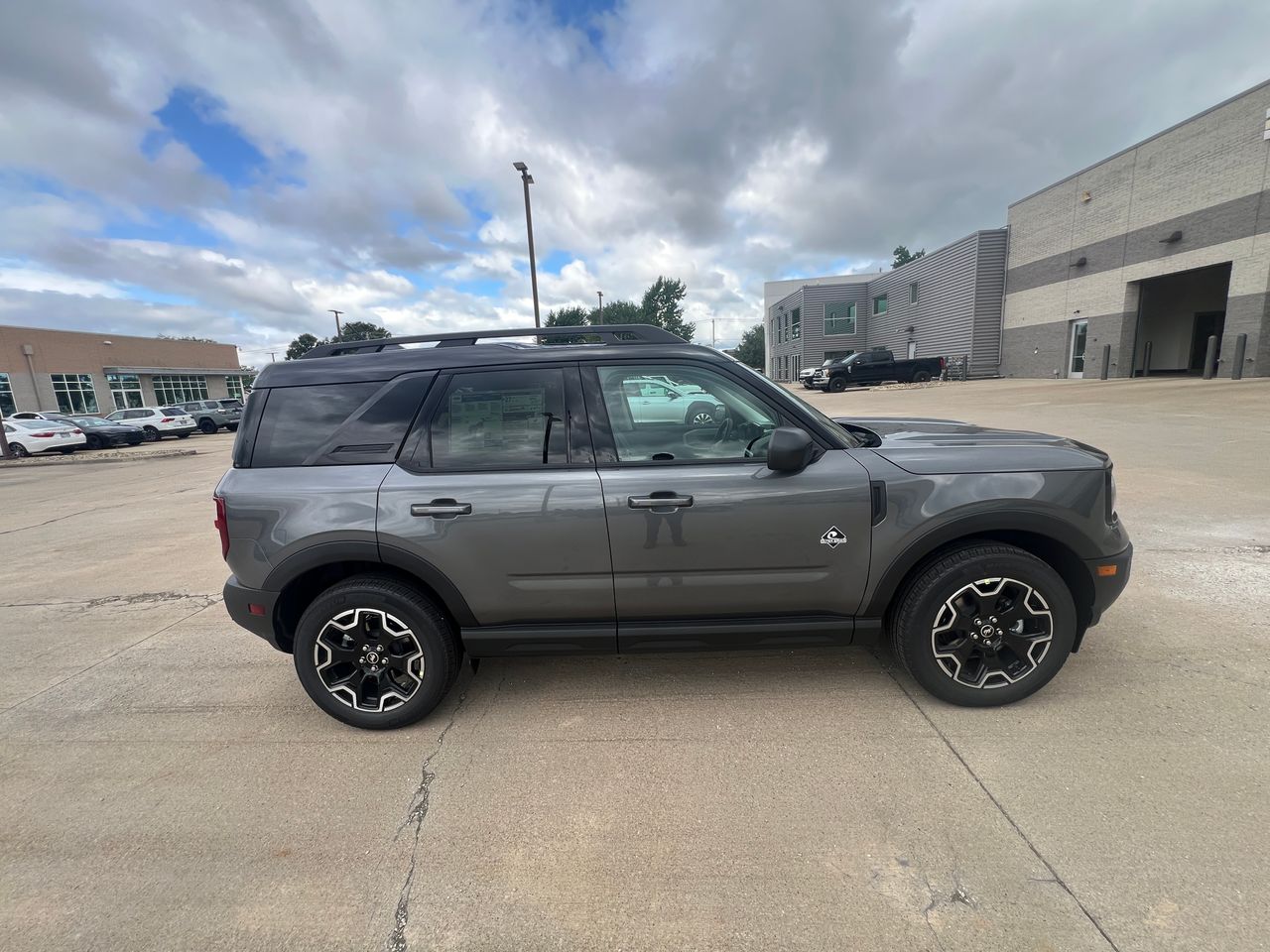 2025 Ford Bronco Sport Outer Banks photo 4