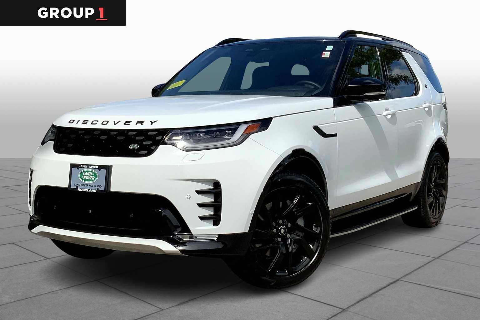 2025 Land Rover Discovery Dynamic SE's photo