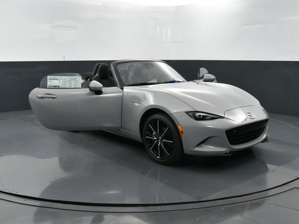 2025 Mazda MX-5 Miata Miata Grand Touring photo 33