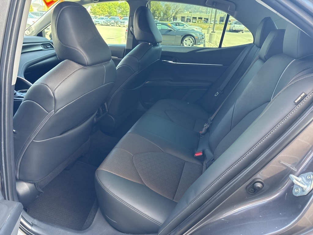 2023 Toyota Camry XSE V6 photo 17