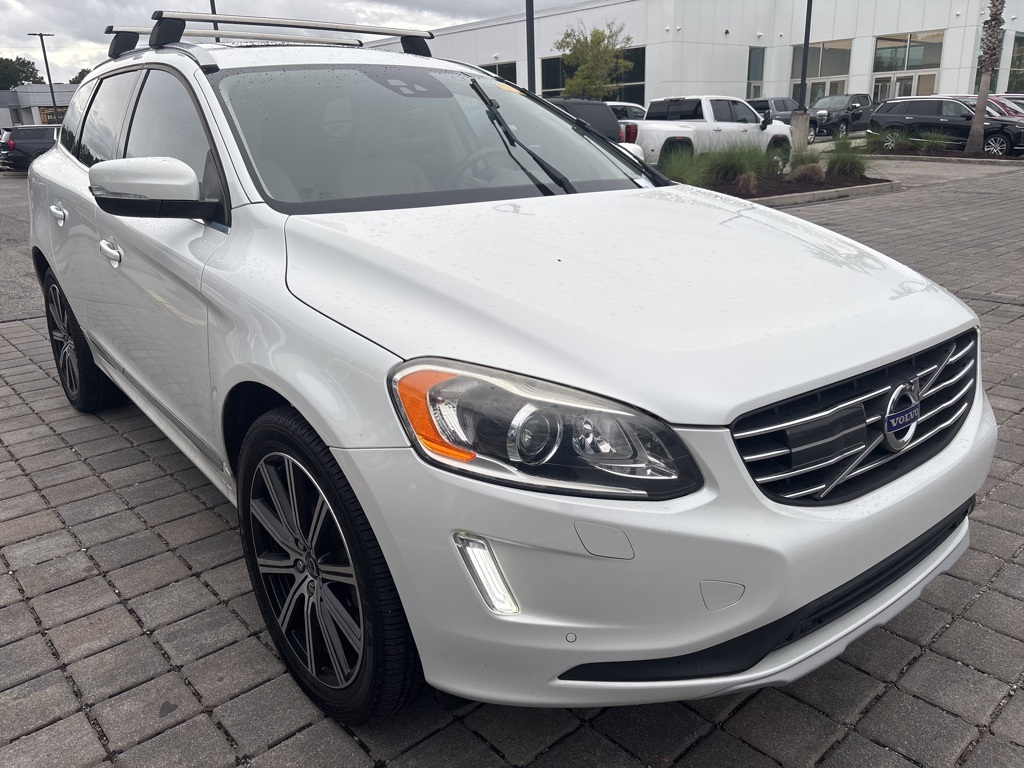 2017 Volvo XC60 T6 Inscription photo 9