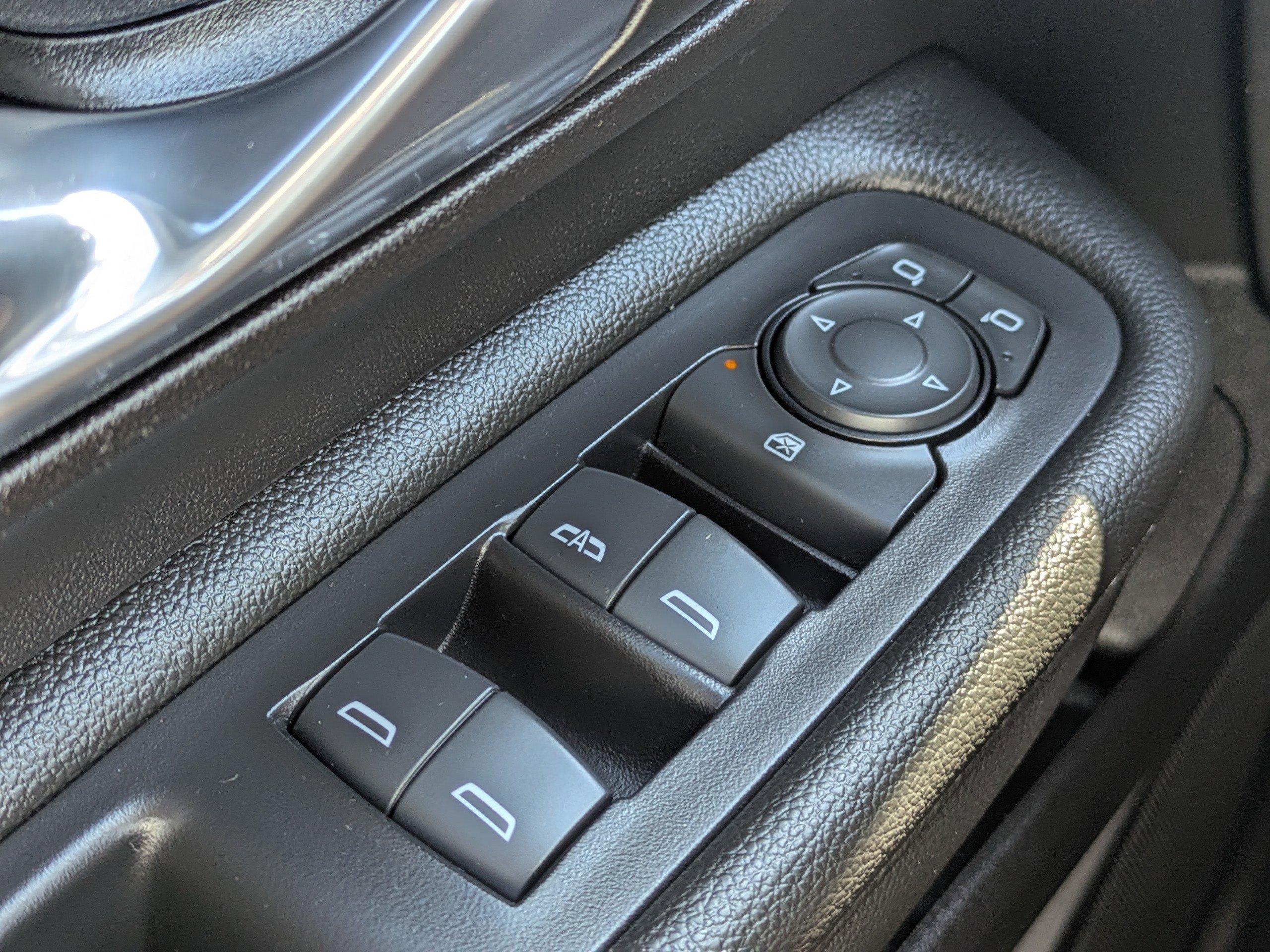 2024 Gmc Terrain SLE photo 18