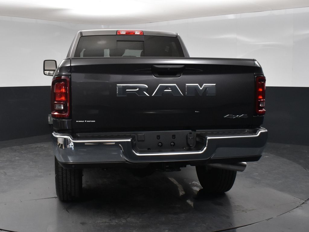 2025 Ram 2500 Tradesman photo 3