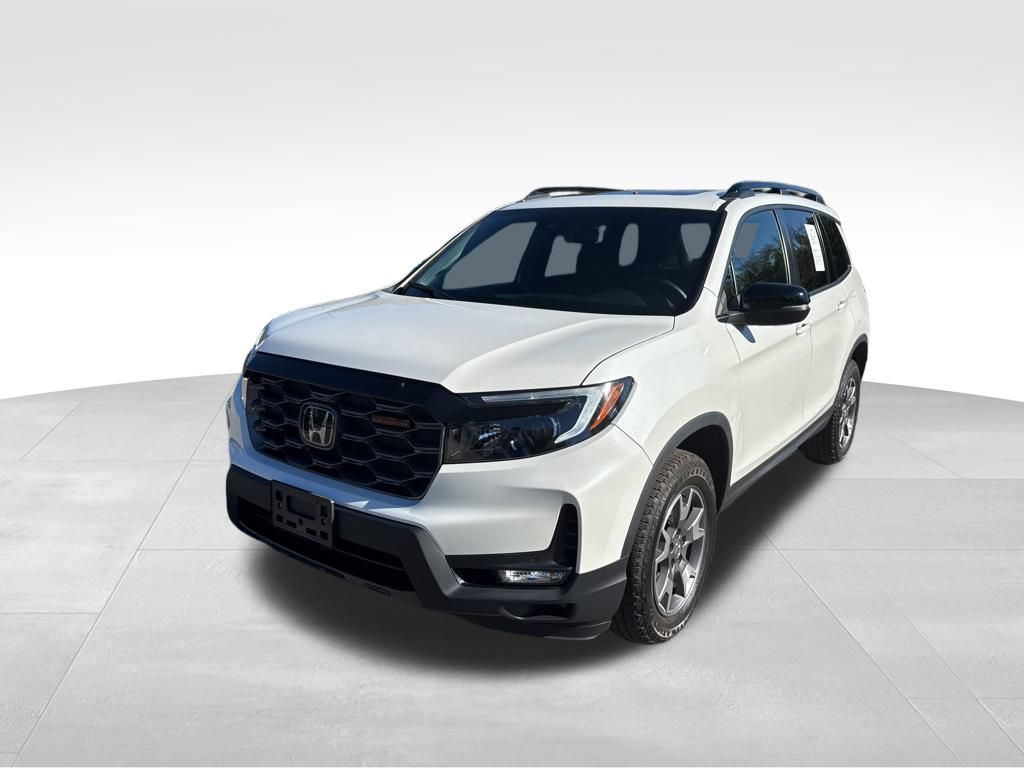 2022 Honda Passport TrailSport photo 2