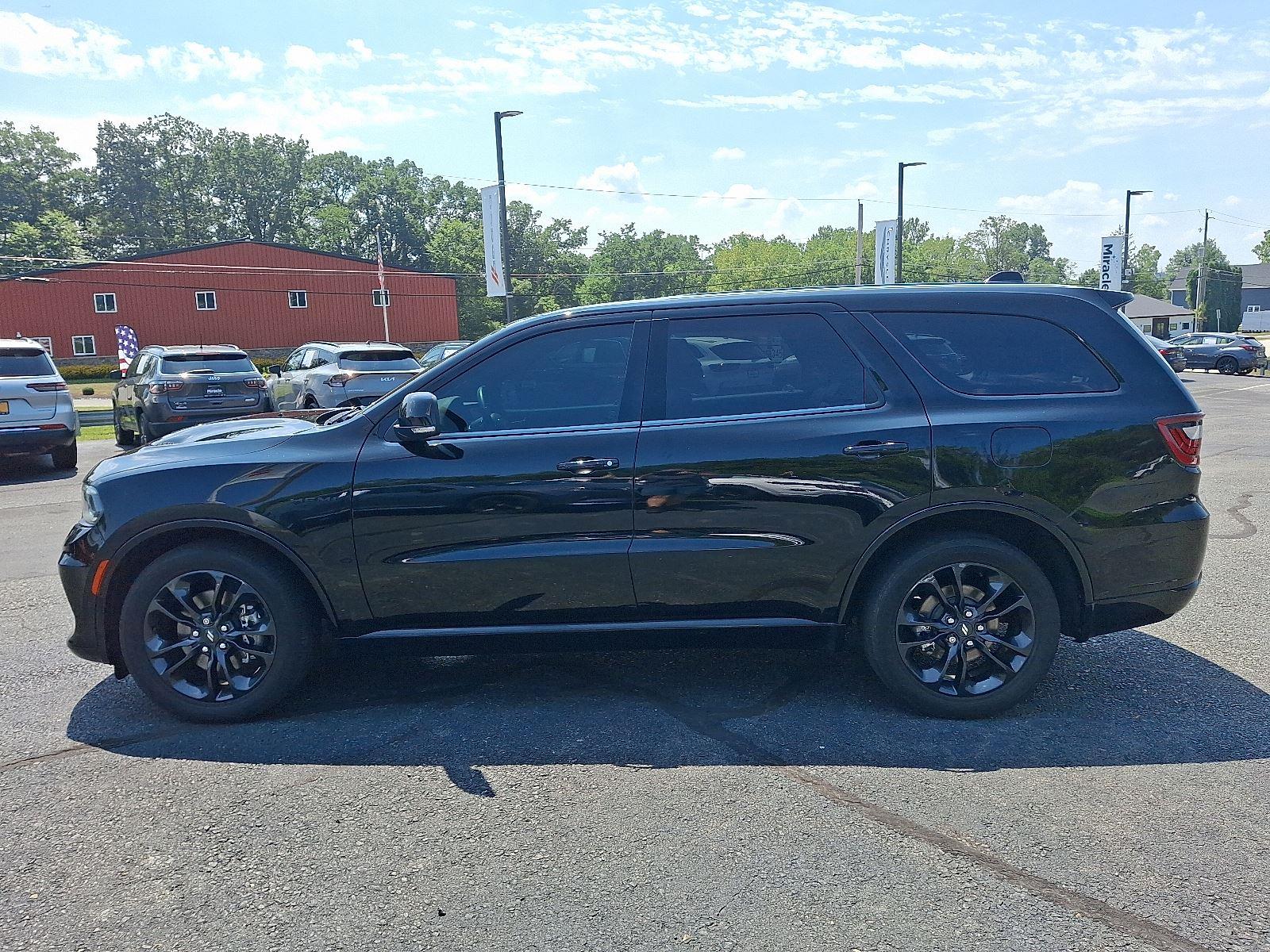 2022 Dodge Durango R/T photo 2