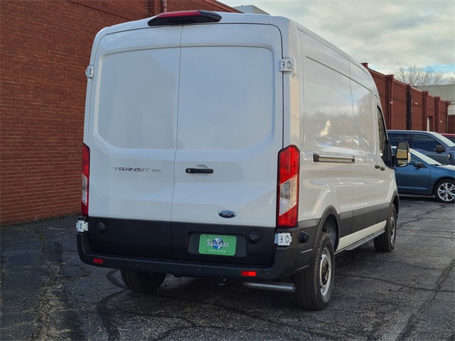 2024 Ford Transit Cargo Van photo 4