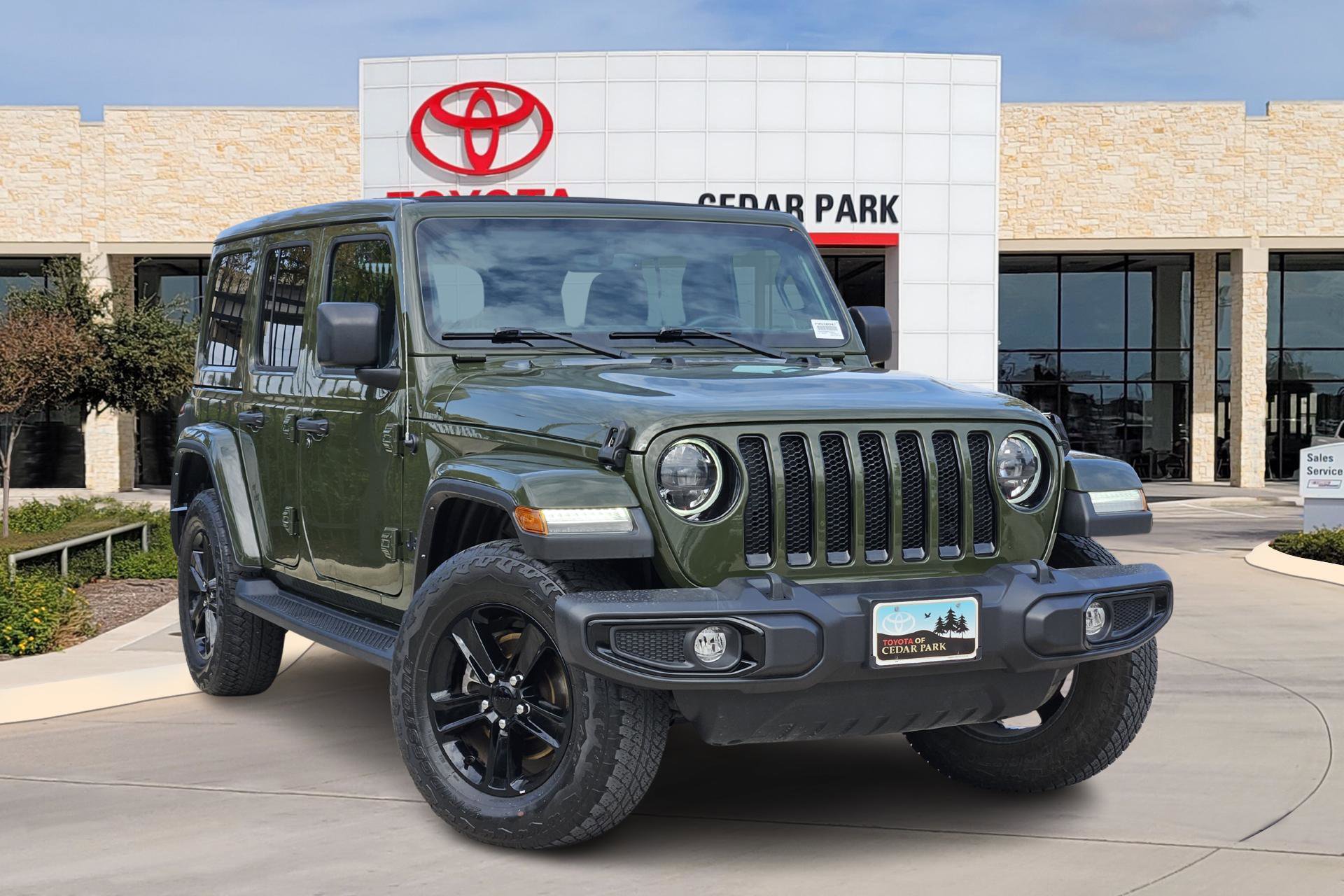 2023 Jeep Wrangler 4-Door Sahara Altitude's photo