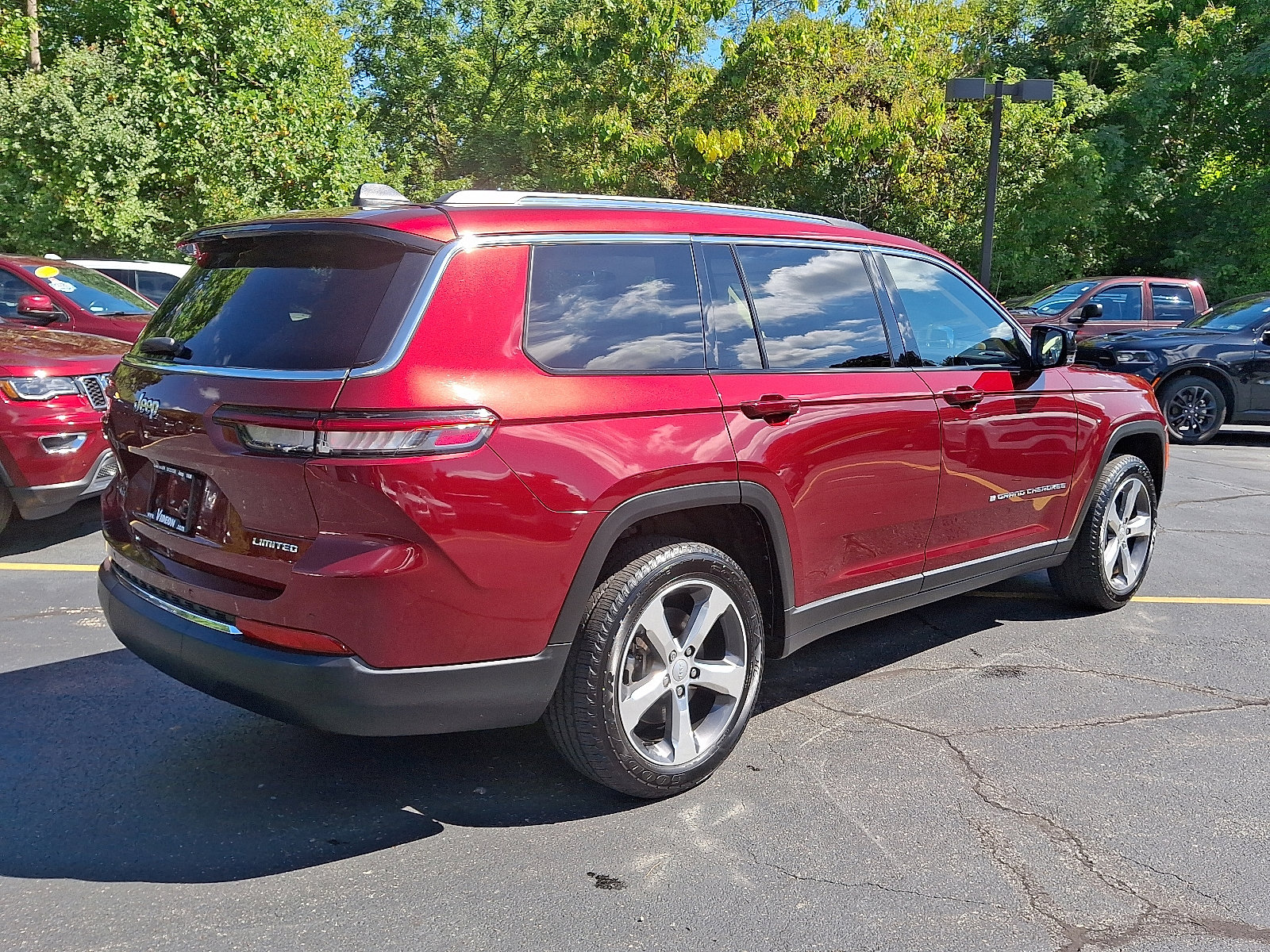 2021 Jeep Grand Cherokee Limited photo 4