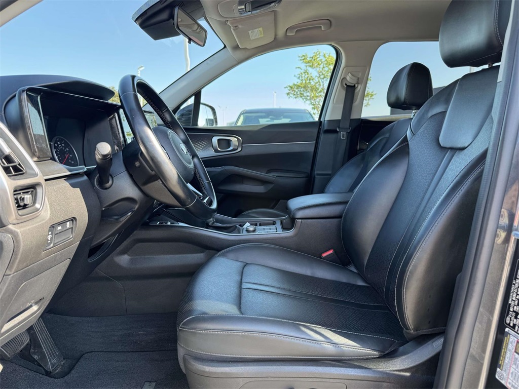 2021 Kia Sorento S photo 12