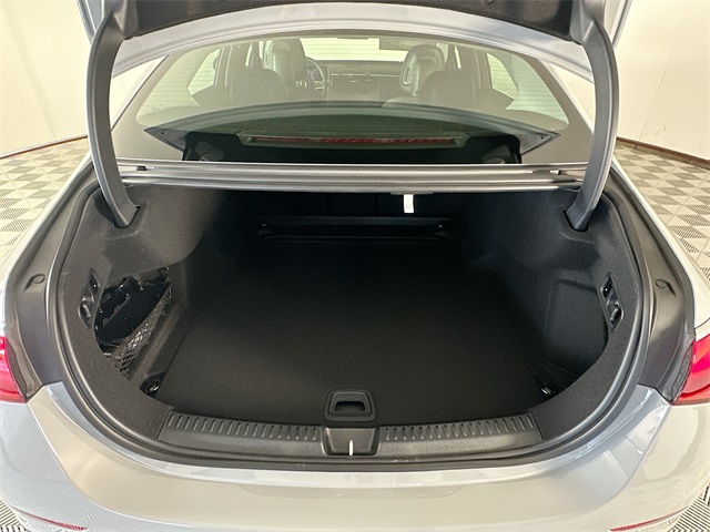 2026 Mercedes Benz E 350 photo 25