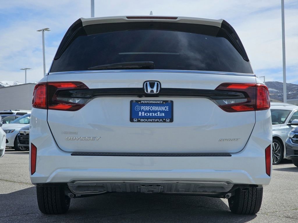 2026 Honda Odyssey photo 6