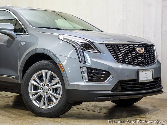 2025 Cadillac XT5 Luxury photo 2