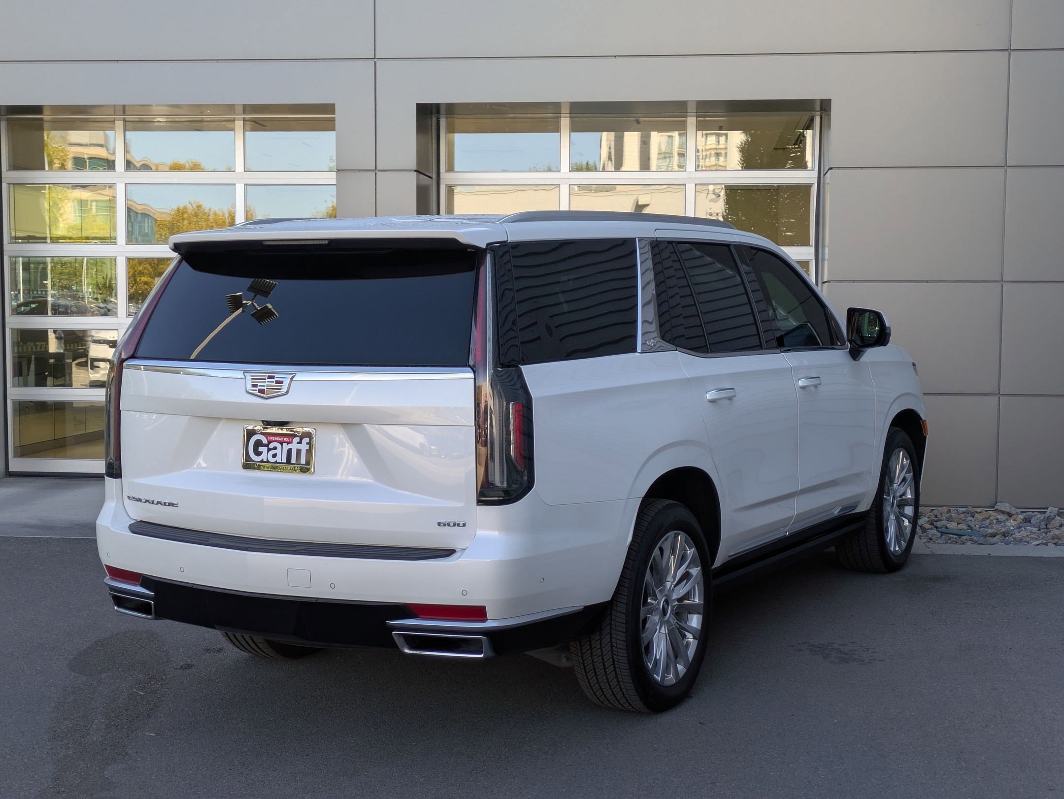 2024 Cadillac Escalade Premium Luxury photo 5