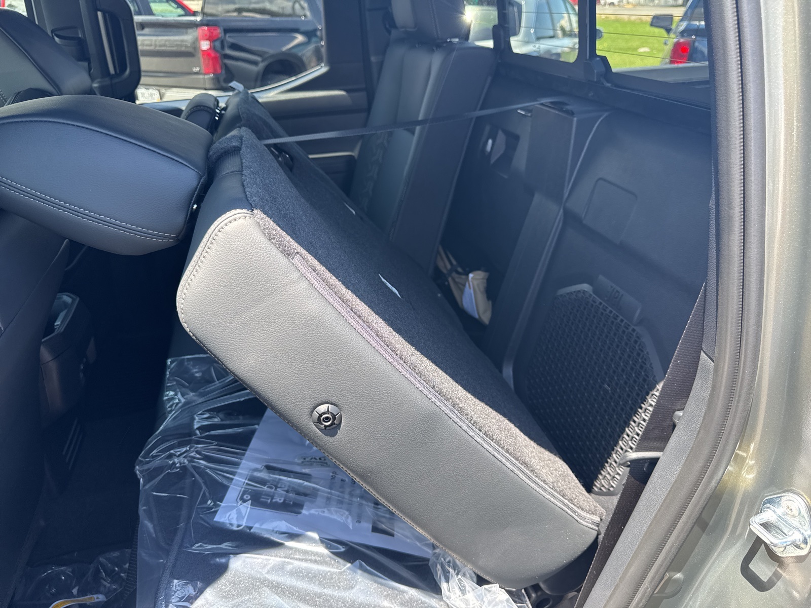 2025 Toyota Tacoma Limited 4x4 Double Cab photo 30