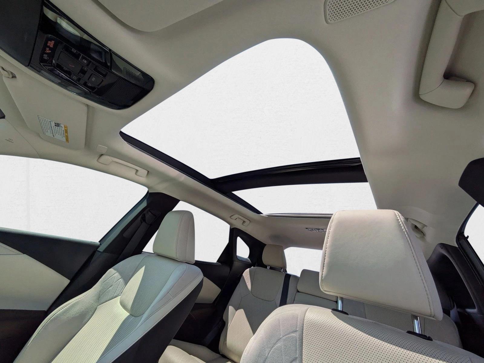 2023 Lexus RX 350h Luxury AWD photo 13