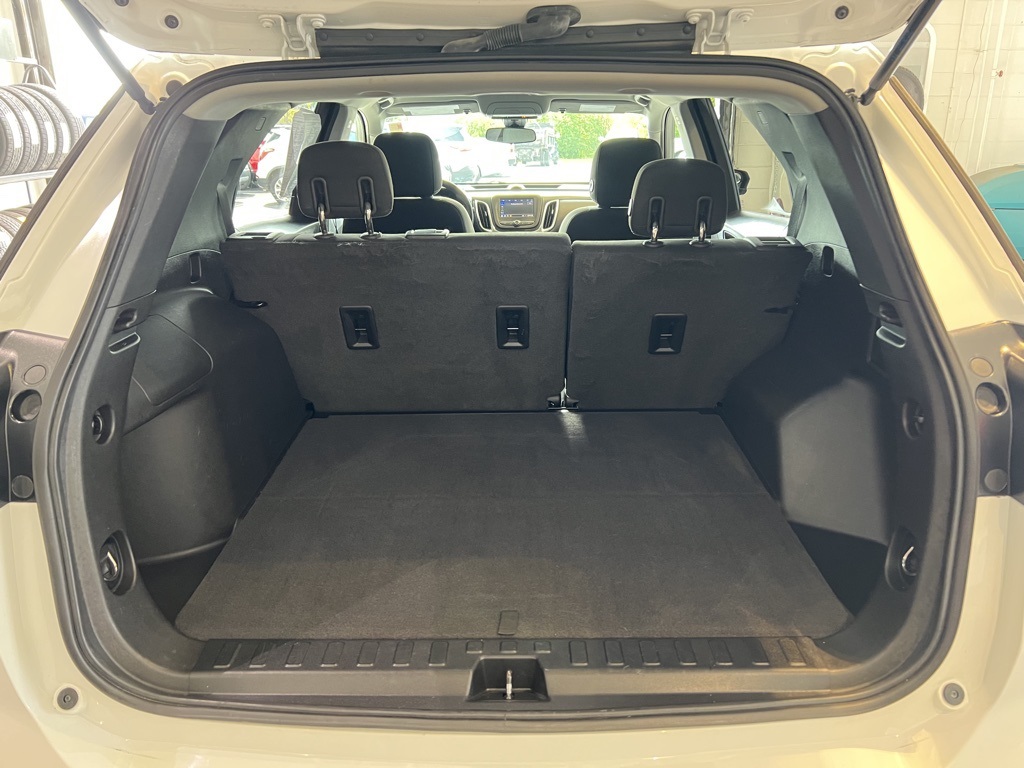 2020 Chevrolet Equinox LT photo 8