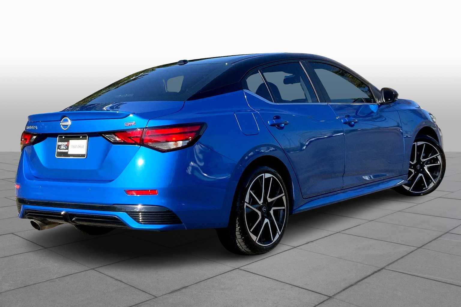 2024 Nissan Sentra SR photo 12