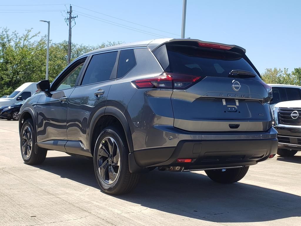 2026 Nissan Rogue SV photo 3