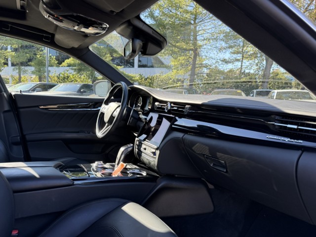2022 Maserati Quattroporte Modena Q4 photo 21