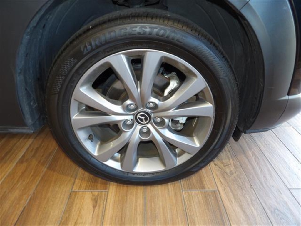 2025 Mazda CX-30 2.5 S Preferred photo 4