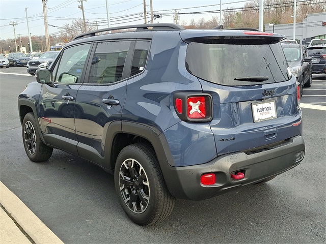 2023 Jeep Renegade Trailhawk photo 4