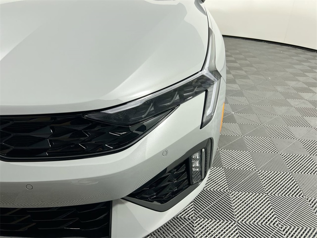 2026 Kia K5 GT-Line photo 10
