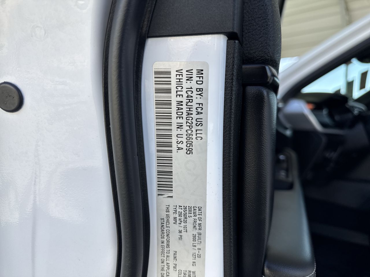 2023 Jeep Grand Cherokee Altitude photo 34