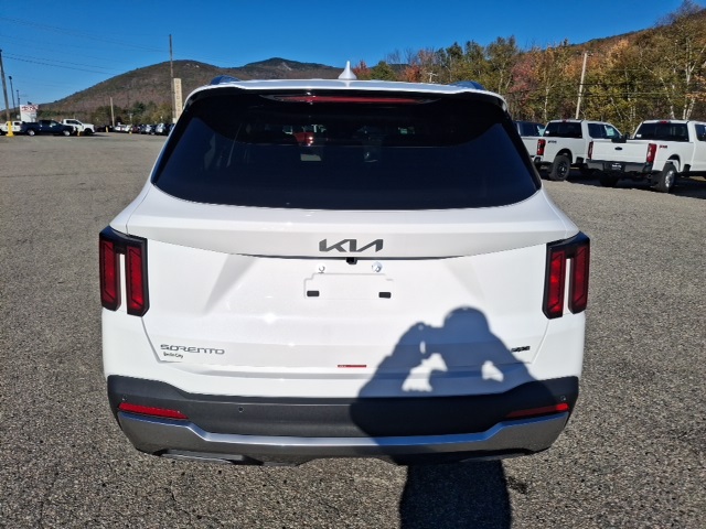 2026 Kia Sorento S photo 4