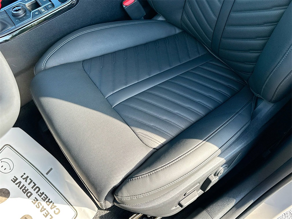 2026 Kia Sorento X-Line SX Prestige photo 17